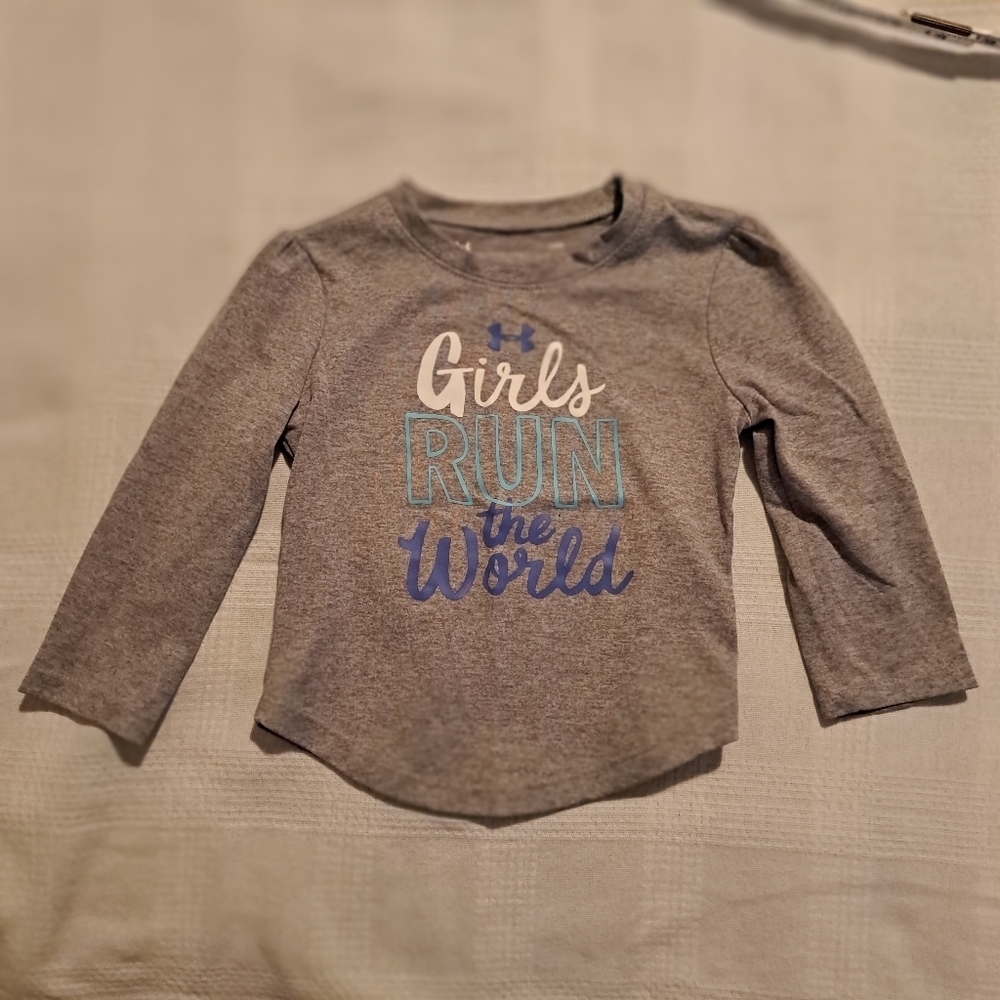 Under Armour girls size 18 months gray shirt, EUC
